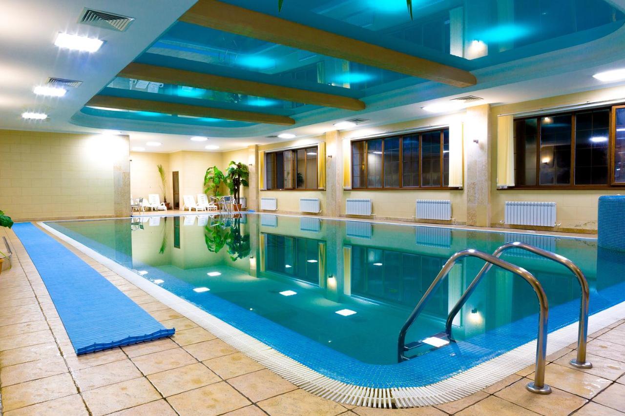 Park Hotel Kokshetau Щучінск Екстер'єр фото