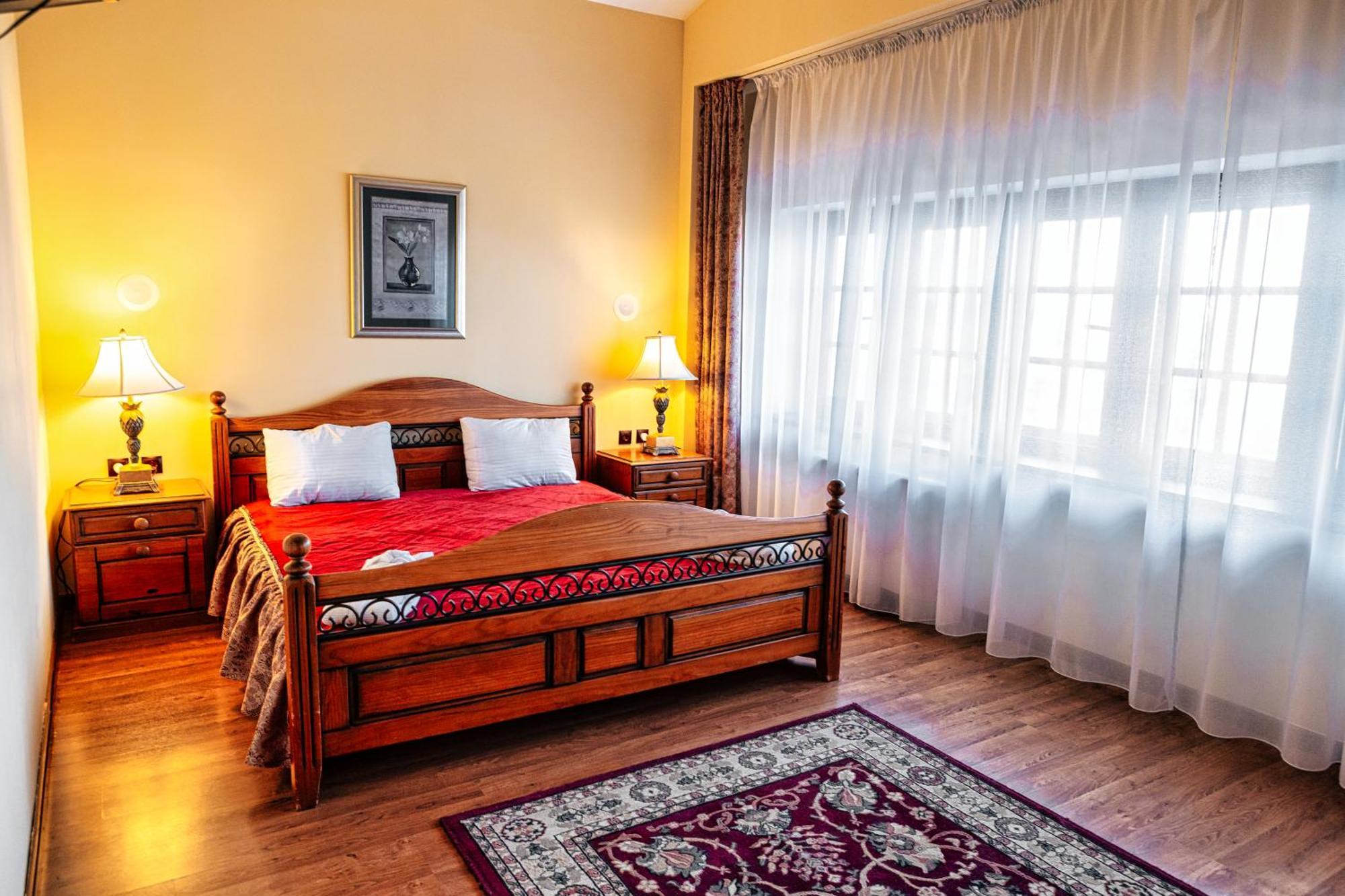 Park Hotel Kokshetau Щучінск Екстер'єр фото